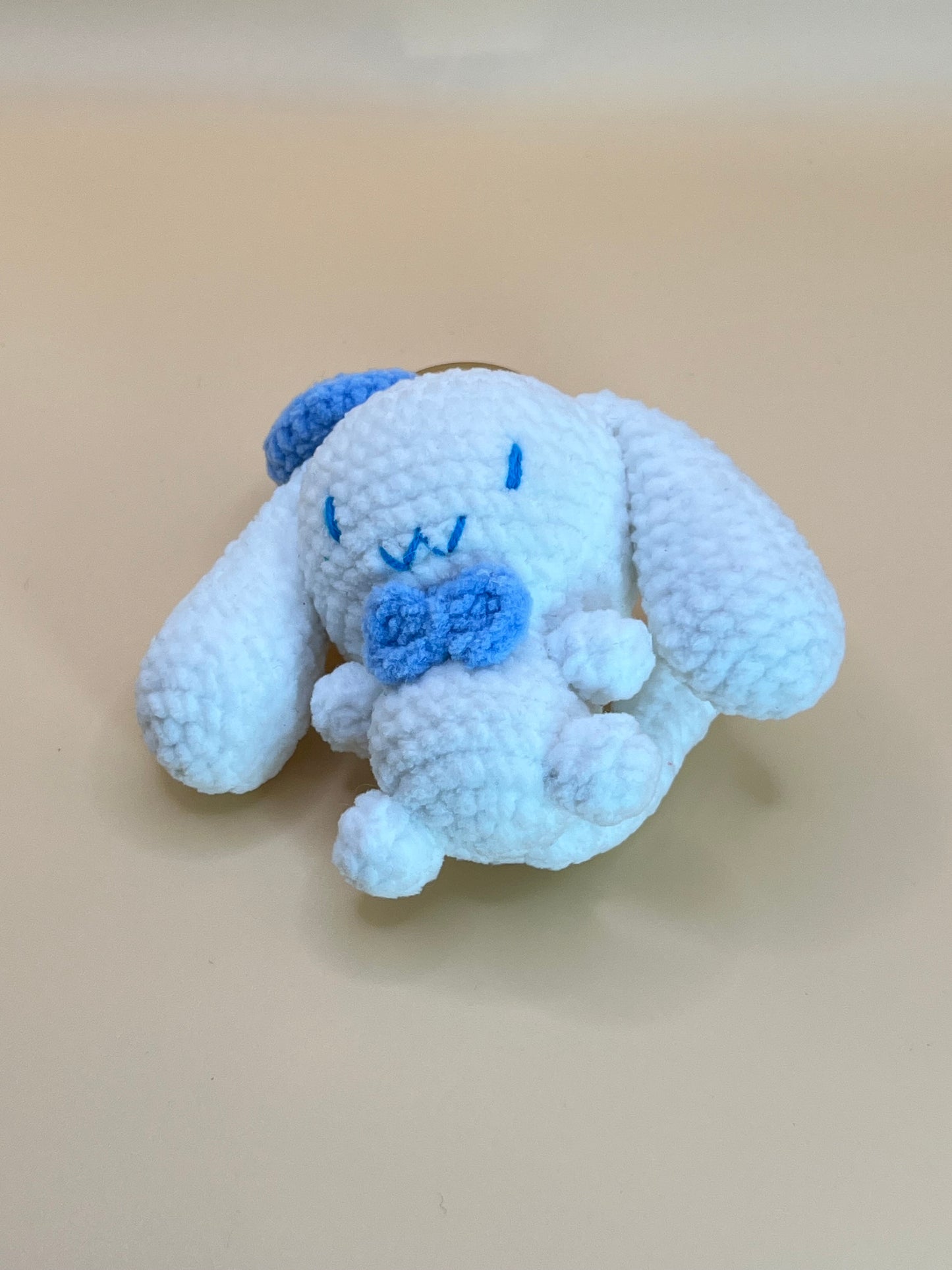 Cinnamon Roll Keyring