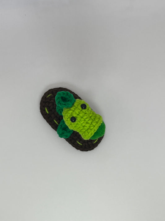 Pea Shooter Hair Clip